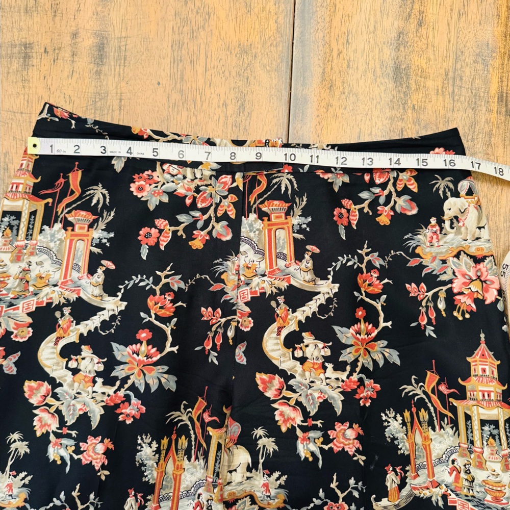 Talbots Black Floral Scenic Print Pants - Picture 5 of 6
